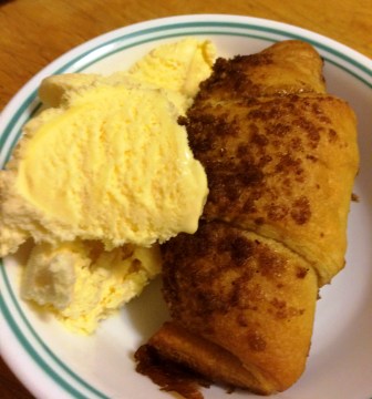 Una empanadita de manzana con helado...Ñam!!